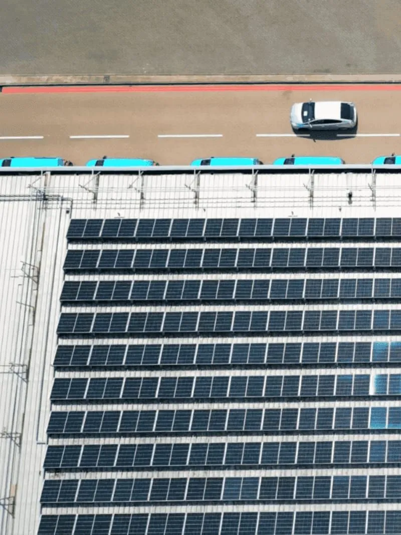 Industrial solar panel scaffolding