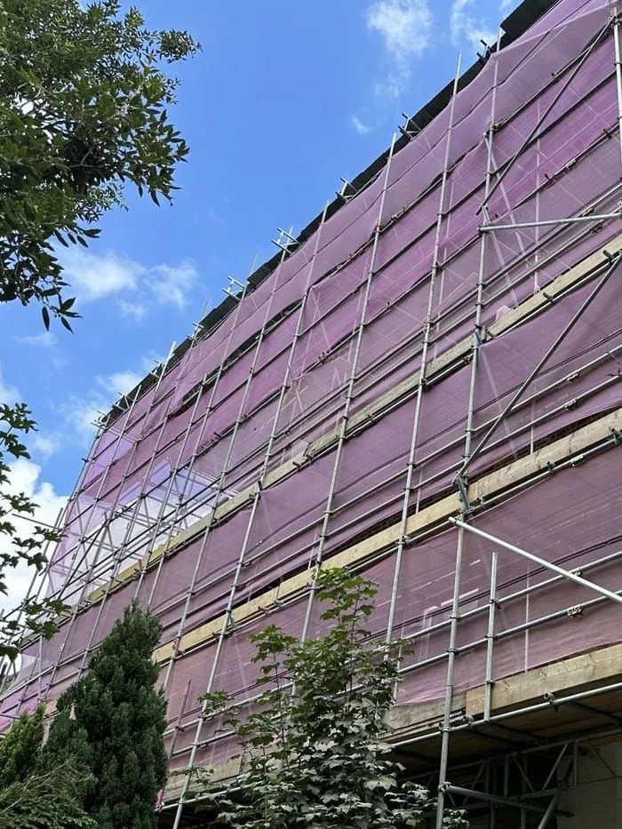 Commercial scaffolding services